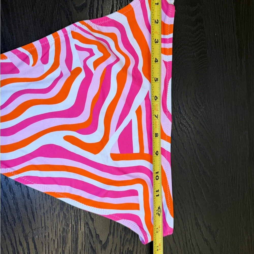 SOLID & STRIPED make bold